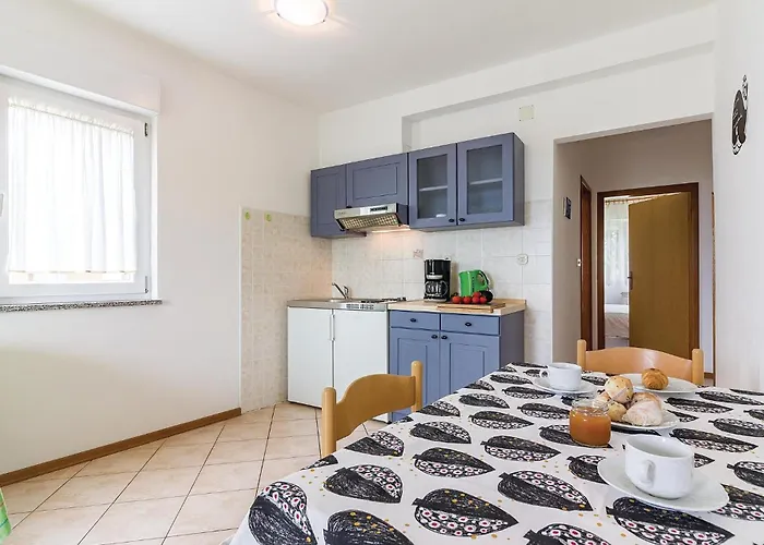 1 Bedroom Stunning In * Πούλα