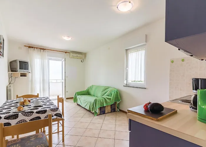 Διαμέρισμα 1 Bedroom Stunning In *