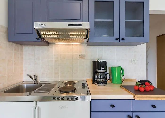 דירה 1 Bedroom Stunning In